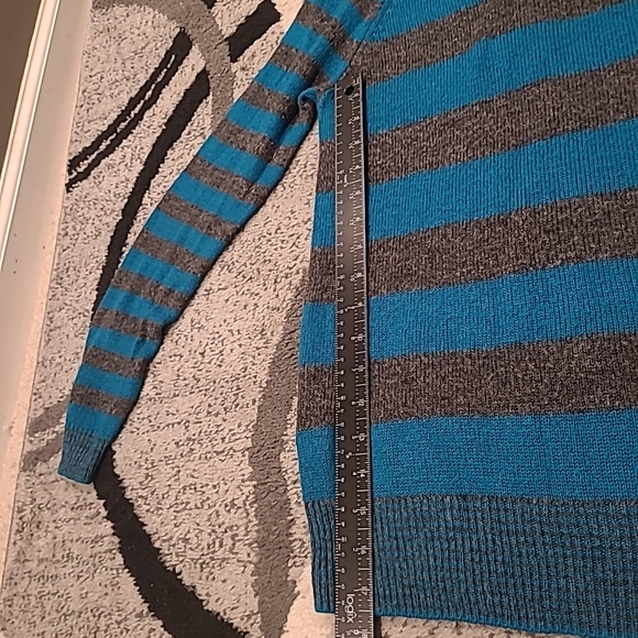 Vintage Aéropostale Womens Knit Sweater Gray/Teal XL L/S Scoop Neck - Picture 10 of 14